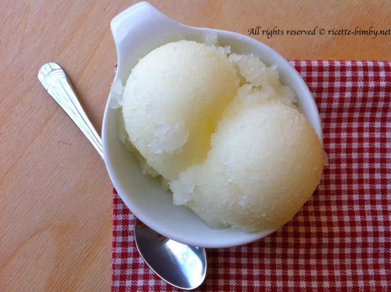 Sorbetto al limone senza albumi Bimby