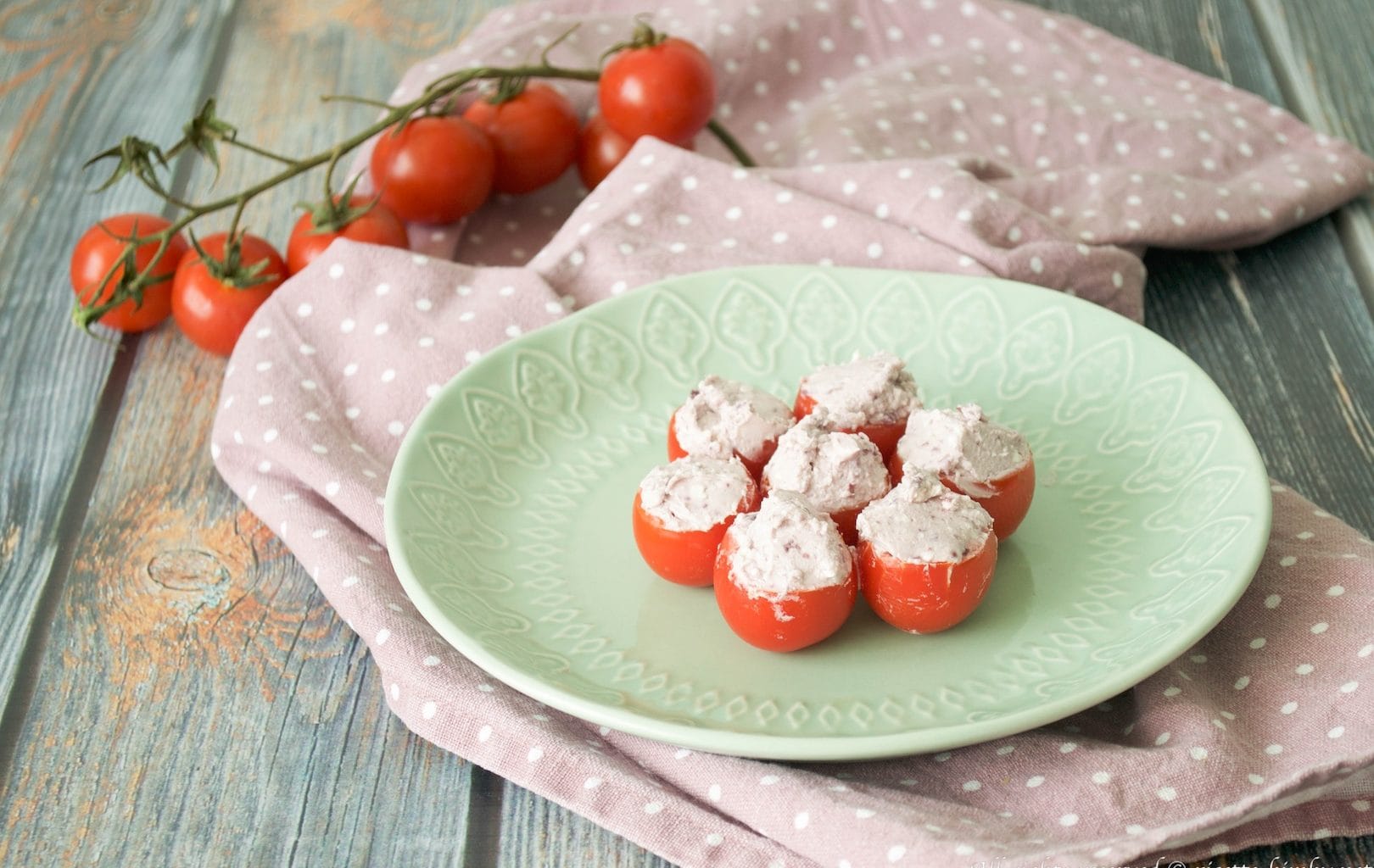 Pomodorini ripieni di feta Bimby