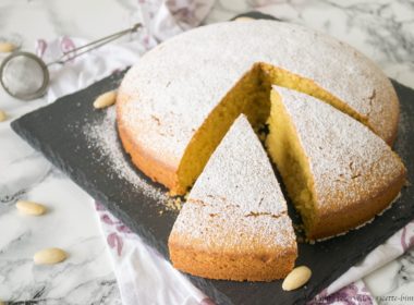 Torta alle mandorle e zafferano Bimby