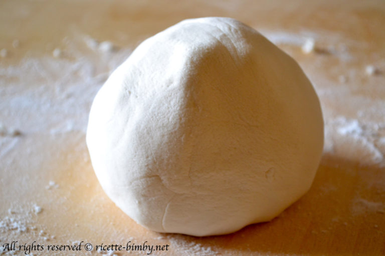 Pasta di zucchero senza glucosio Bimby