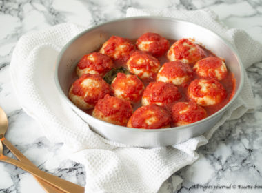 Polpette di ricotta al sugo Bimby