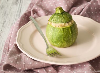 Zucchine tonde ripiene di feta Bimby