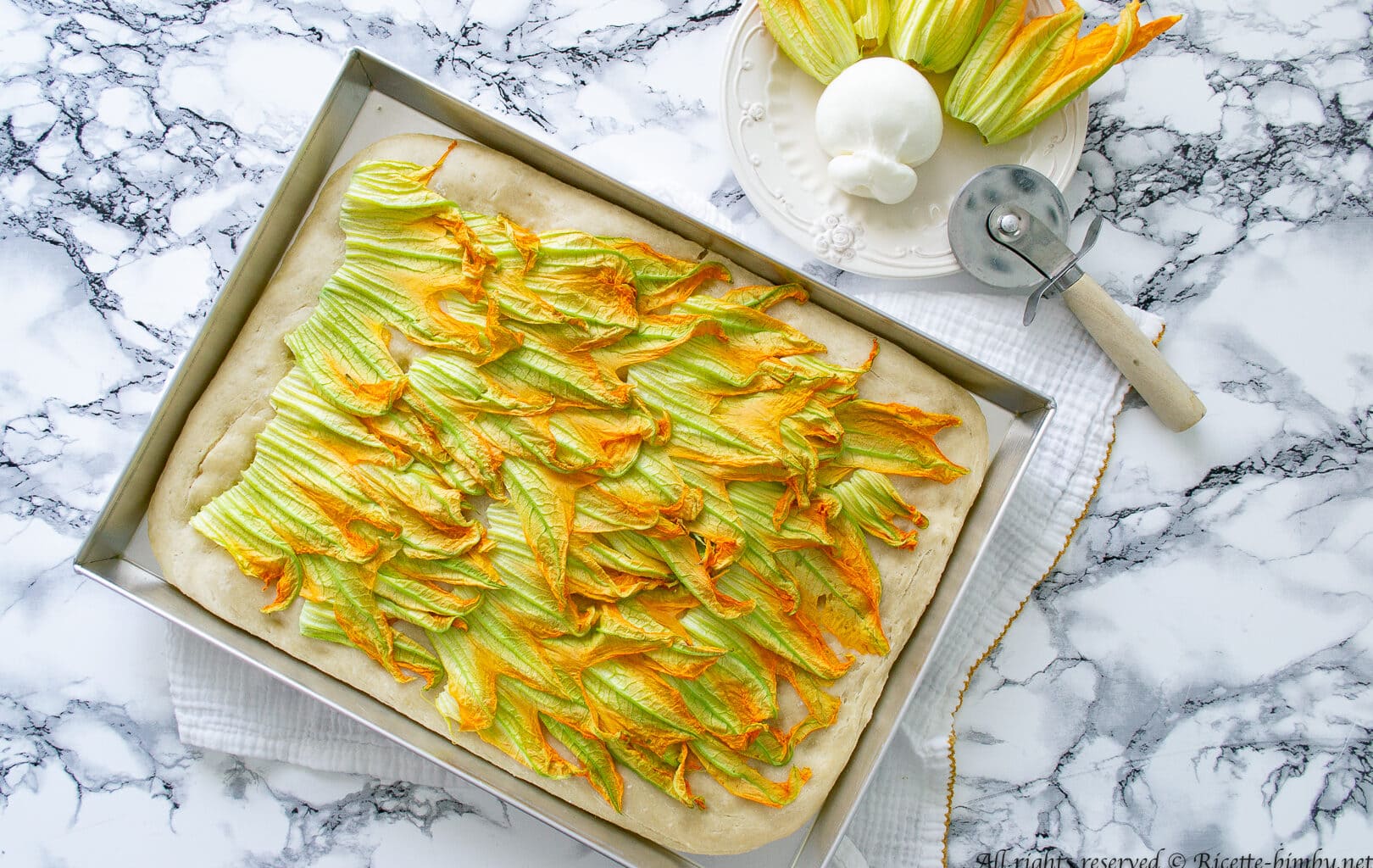 Focaccia con fiori di zucca Bimby