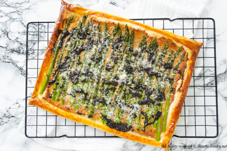 Torta salata asparagi e aglio nero Bimby
